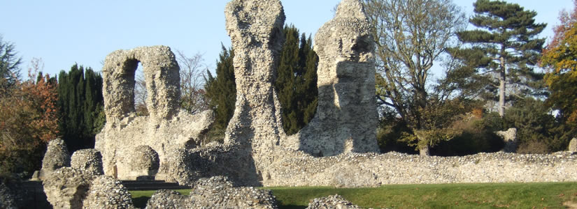 Photo of Abbey Garden ruins, Bury St Edmunds, Suffolk 2007